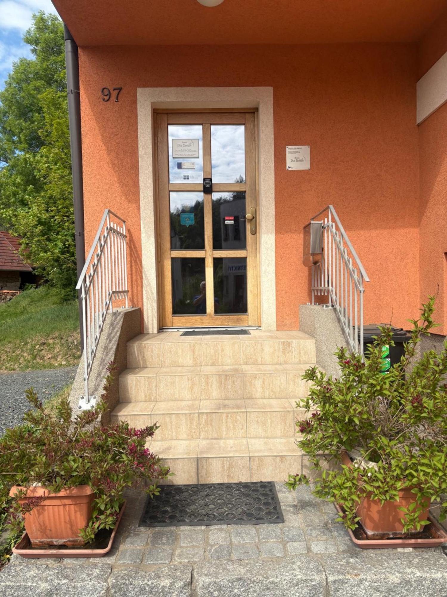 Pod Zámkem Zruc nad Sazavou